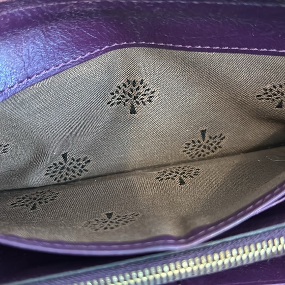 Purple Mulberry zippered wallet - Picture 4 of 5